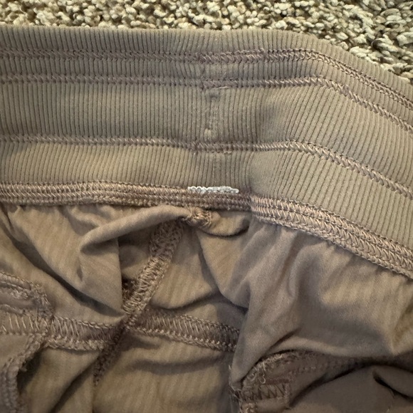 LULULEMON Dance Studio Cargo Joggers - Picture 3 of 4